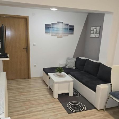 Apartmani Baotic Zupanja Esterno foto